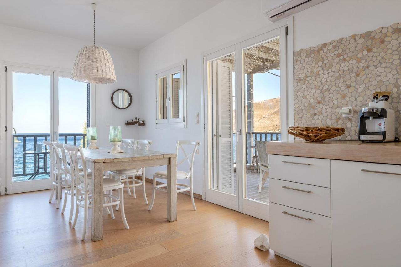 Uno Luxury Apartment With Sea View Livadia  Exteriér fotografie
